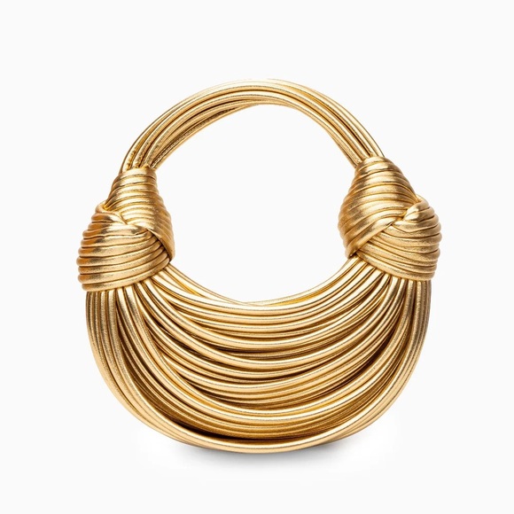 Handbags - Gold Handbag